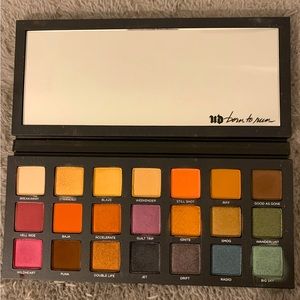 Urban Decay Born To Run Palette!!